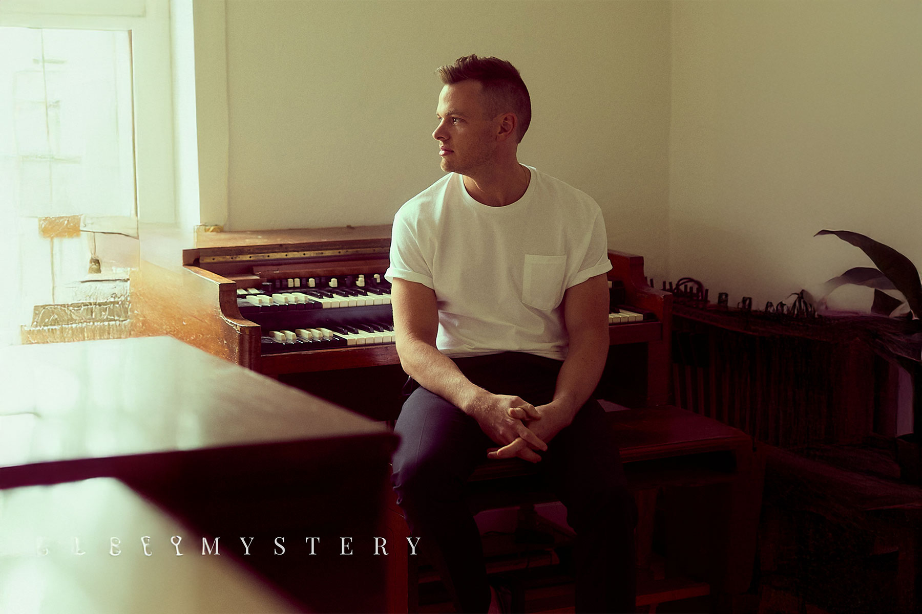 Clark Beckham Releases Studio Version Of Debut Single, “Mystery”