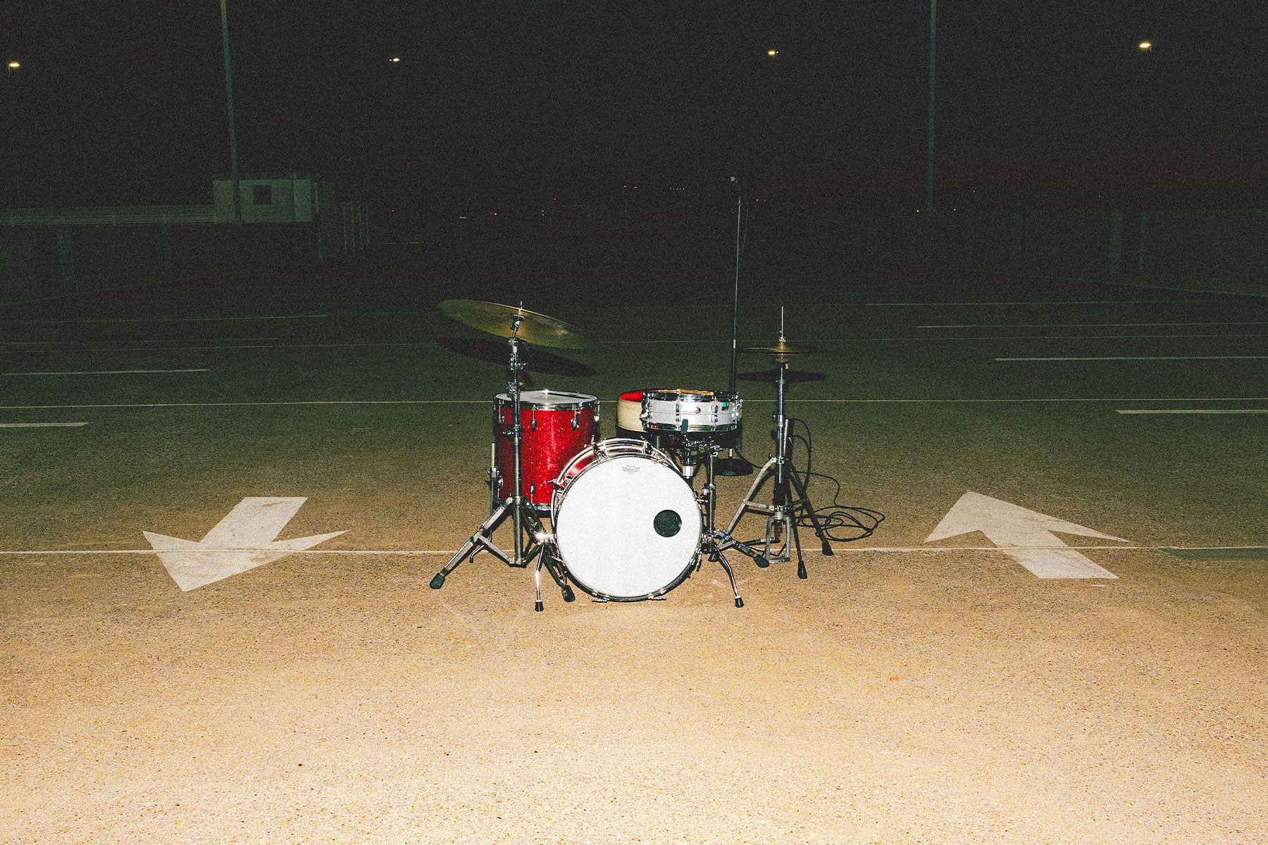 Eauclaire Releases High-Energy Alt-Rock Anthem “Changing”